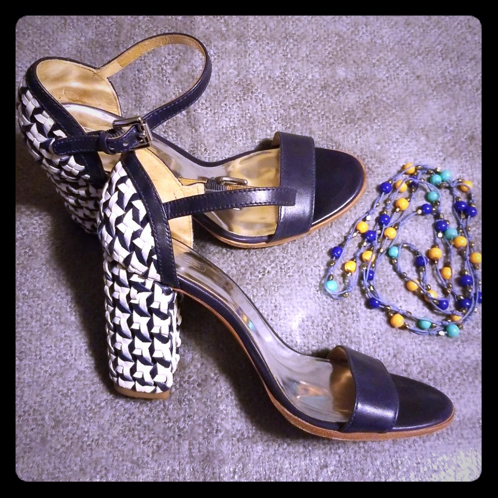 Coach heels - navy & white